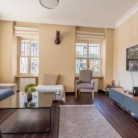 Designer Flat, 3br, 2ba 公寓 伊斯坦布尔