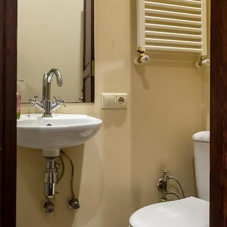 Designer Flat, 3br, 2ba 公寓 *